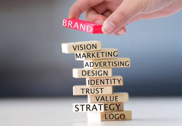 数控机床企业市场部如何推动企业利润增长：用线上营销提高ROI